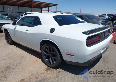 2022 Dodge Challenger Sxt from USA, damaged, VIN 2C3CDZAG0NH135682